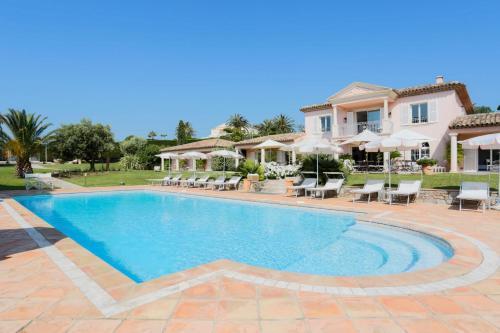Hotel Villa Les Rosiers Grimaud Exterior foto