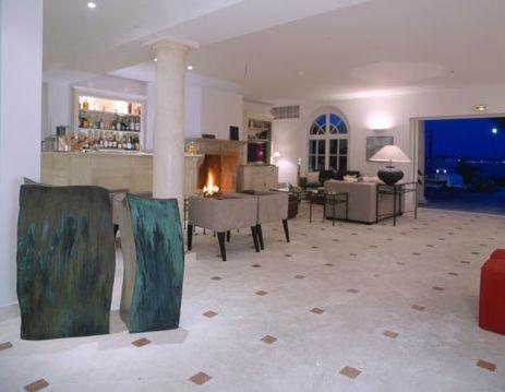 Hotel Villa Les Rosiers Grimaud Exterior foto
